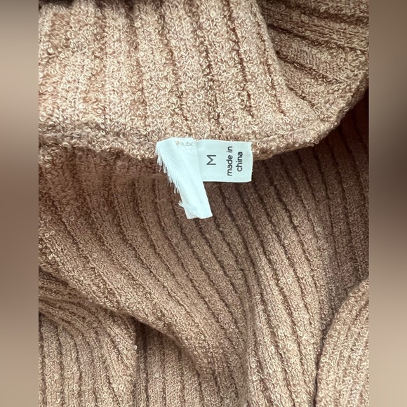 ASTR THE LABEL-  Mock Neck Cross Front Sweater Ribbed Knit Faux Wrap Top NWOT - Picture 5 of 8